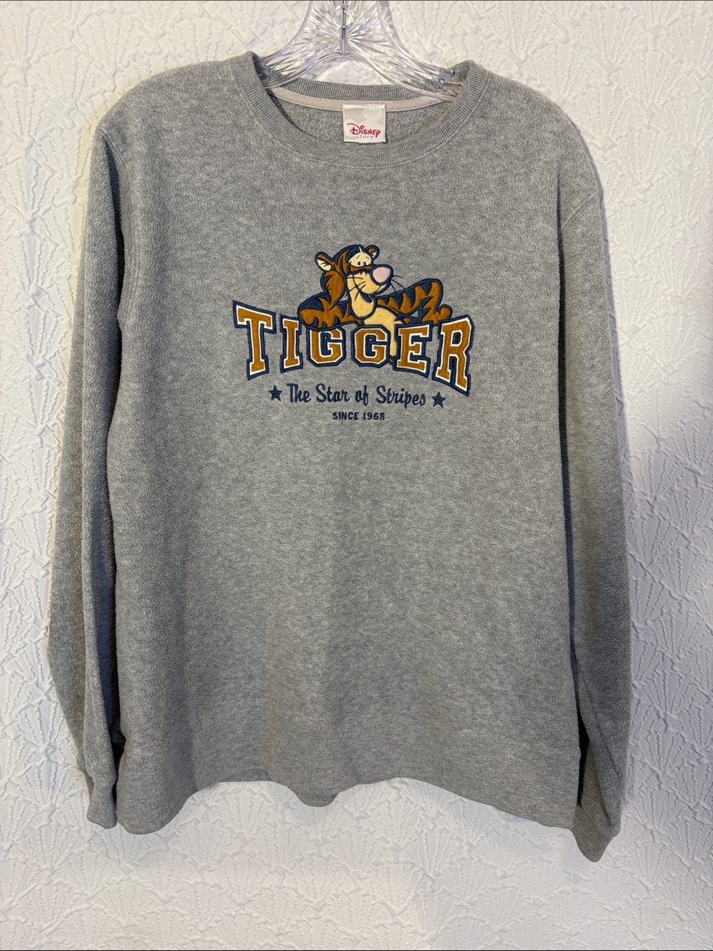 Nastolgic Millennium Disney Gray Crewneck Sweater Tigger Graph Embroidered logo
